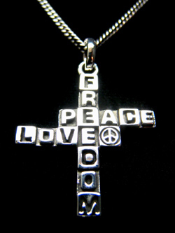FREEDOM PEACE LOVE クロス・ネックレスTypeC